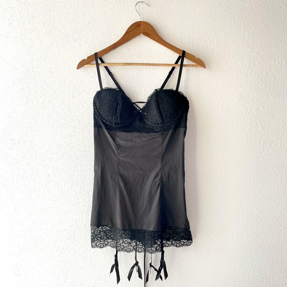 Frederick’s of Hollywood Black Lingerie Slip L